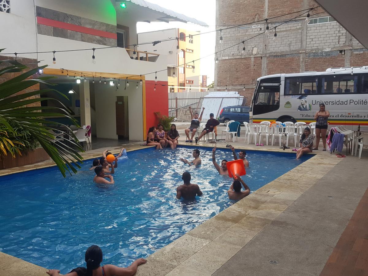 Hotel Hostal Las Velas Manta Exterior foto