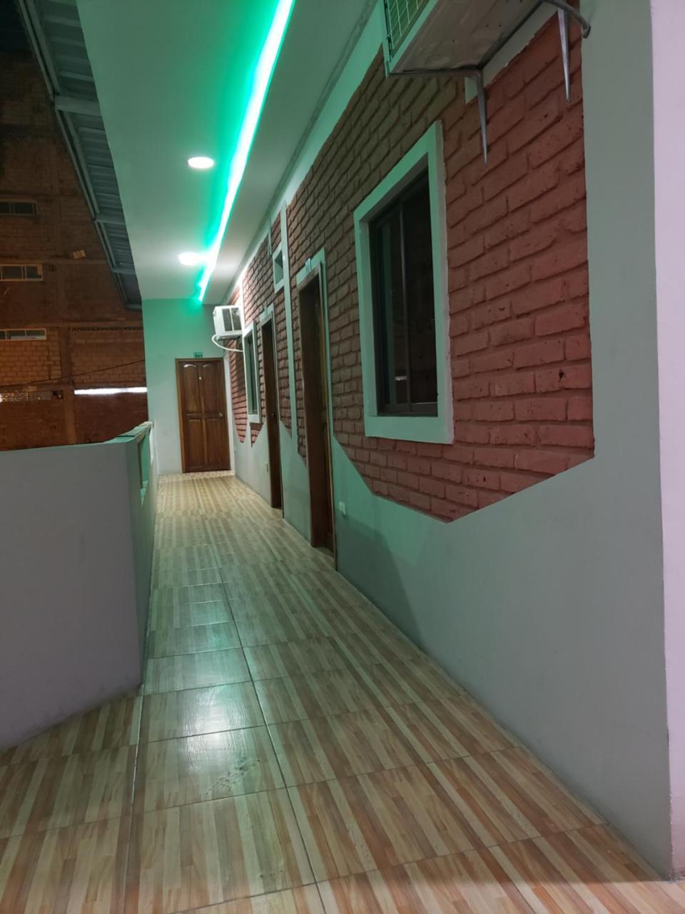 Hotel Hostal Las Velas Manta Exterior foto